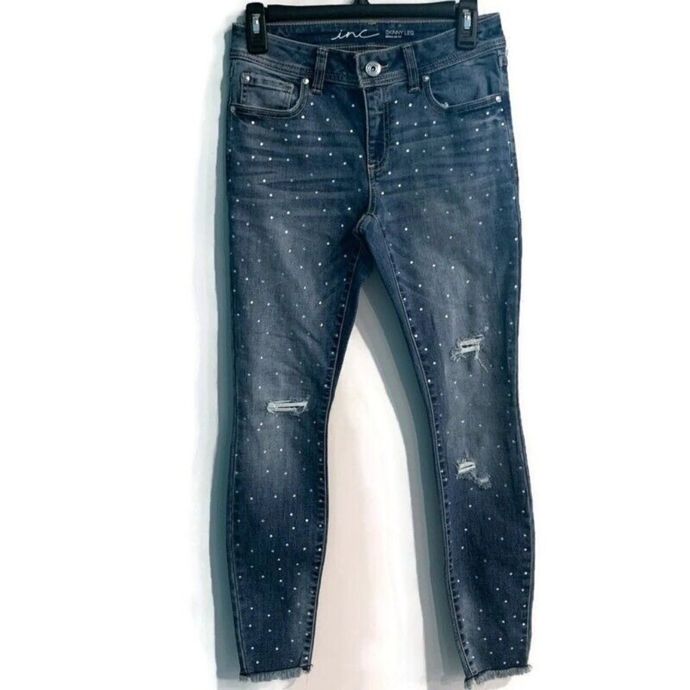 INC International Concepts Women's Studded Frayed-Hem Jeans in Cream Indigo 0